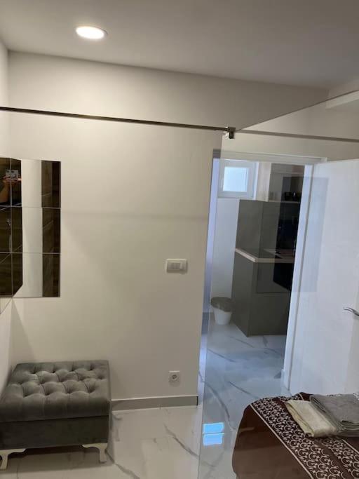 Lovely Apartment In City Center . Belgrad Dış mekan fotoğraf